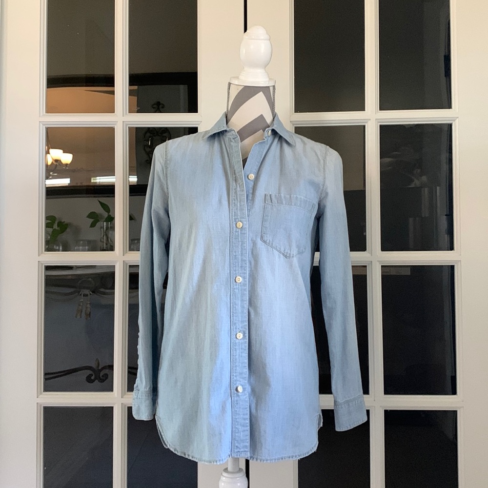 Madewell Chambray ex boyfriend shirt in Buckley wash - Picture 3 of 9